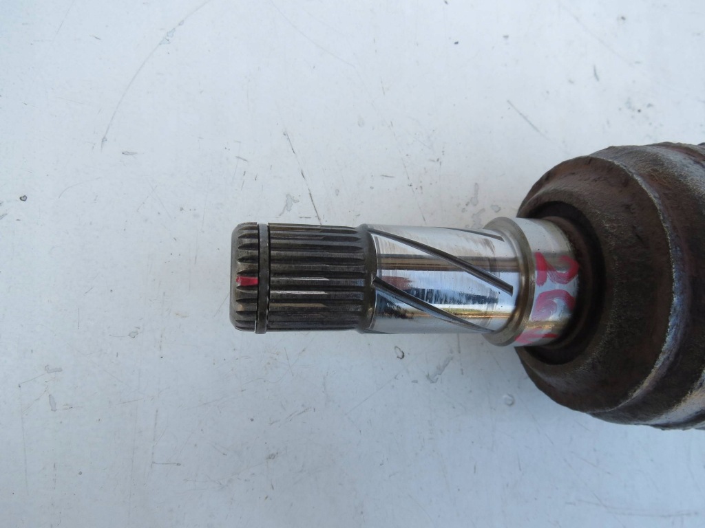 фото №4, Приводной вал правый задняя volvo xc70 ii cross awd 2.4d 185km 2000-2007r p30735647