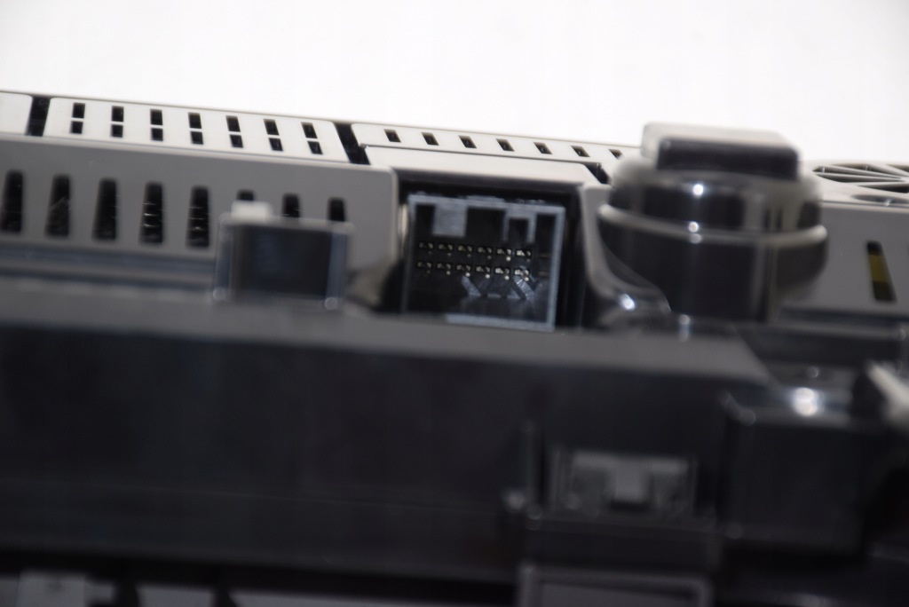 фото №12, Bmw 3 g20 g21 счетчик приборы mph usa бензин 4 mile / 5km