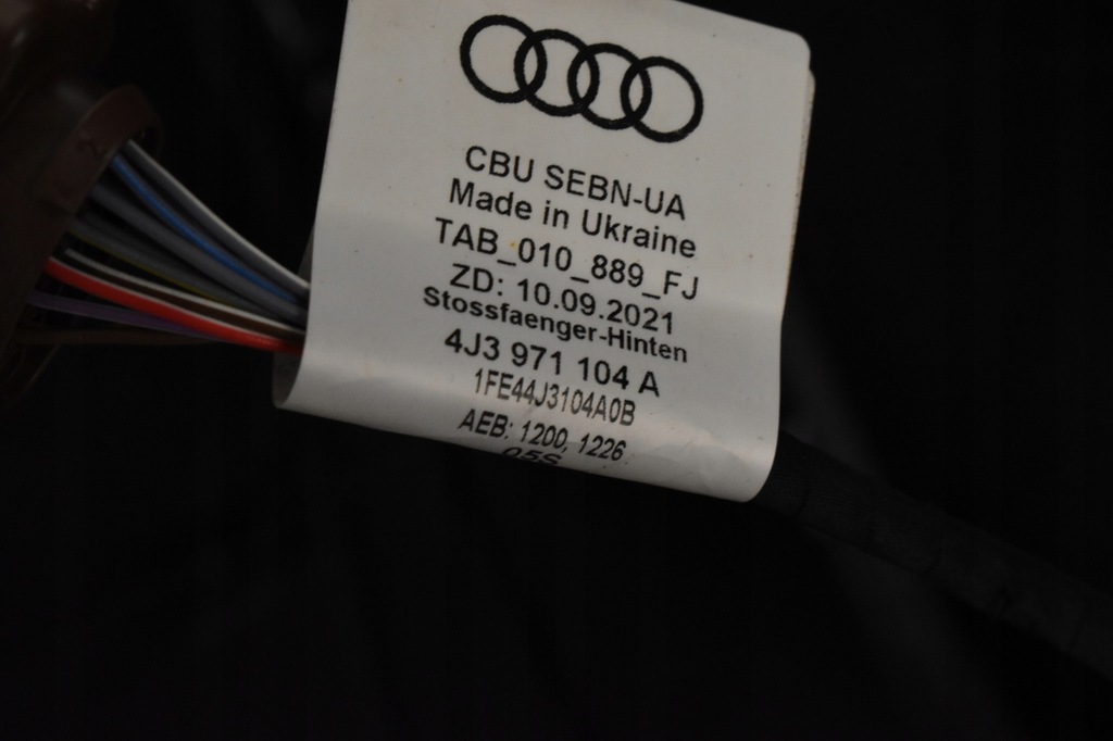 фото №13, Бампер задня задній джгут pdc 4j3807421b audi e-tron gt lak.ly7f