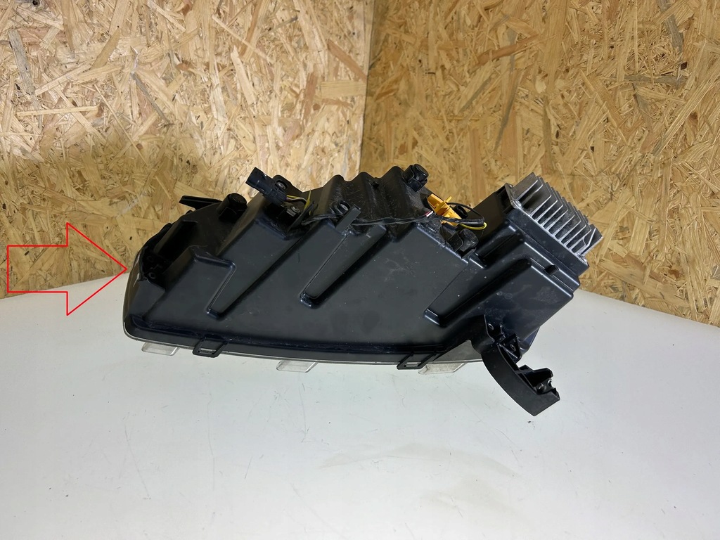 фото №12, Dacia spring 2022 лампи передні