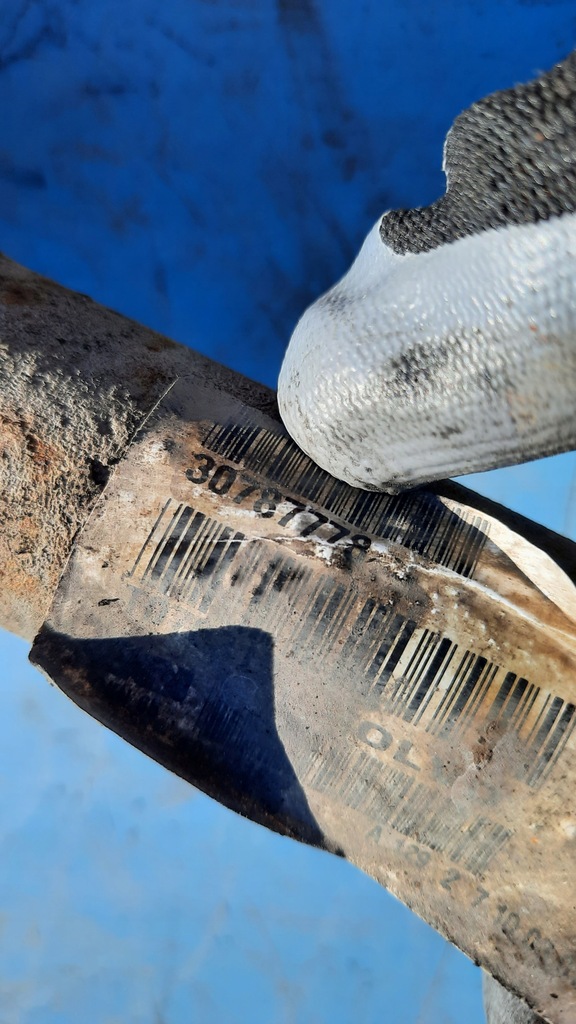 фото №5, Приводной вал левая 30787778 volvo c30 v50 s40 2.0 hdi