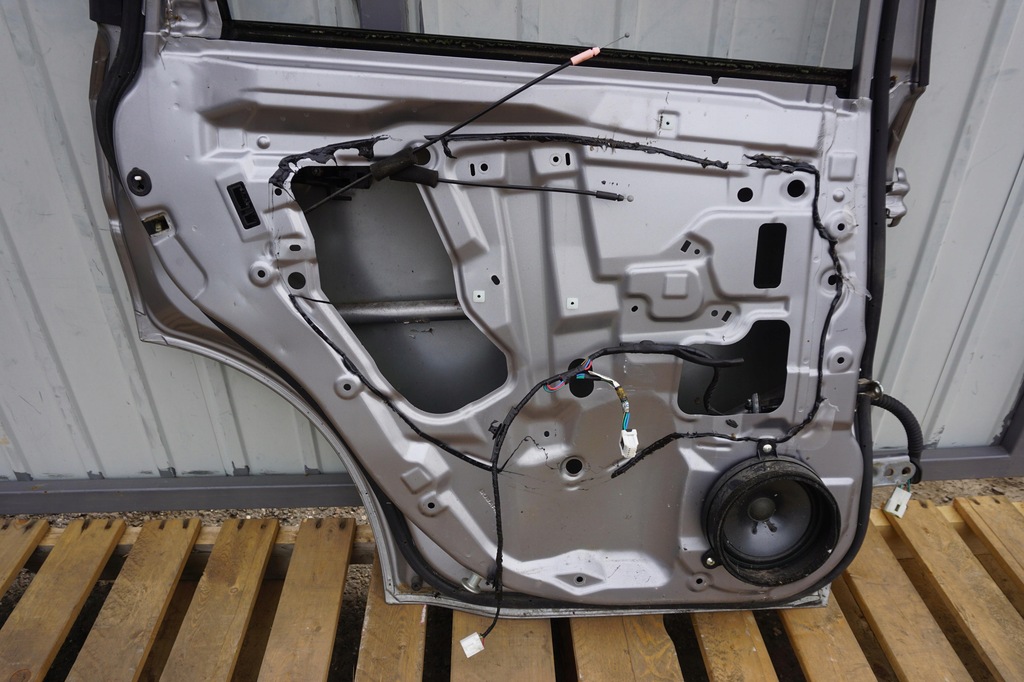 фото №16, Subaru forester sh iii дверь левая задние c6z серые 2008-2012rok стекло