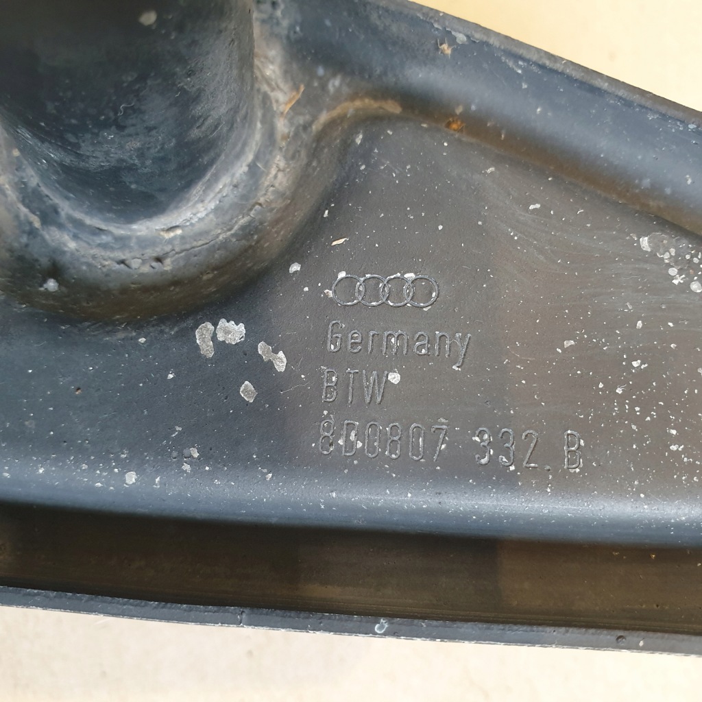 фото №7, Абсорбер відбійник бампера задня задній правий зона деформації audi a4 b5 8d оригінальний номер