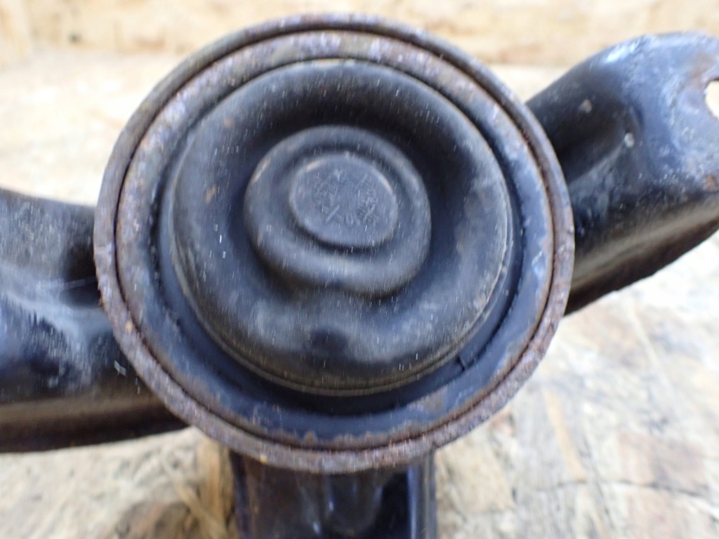 фото №7, Кронштейн кронштейн подушка двигателя hyundai i30 iii 2020 europa 21810-3z100