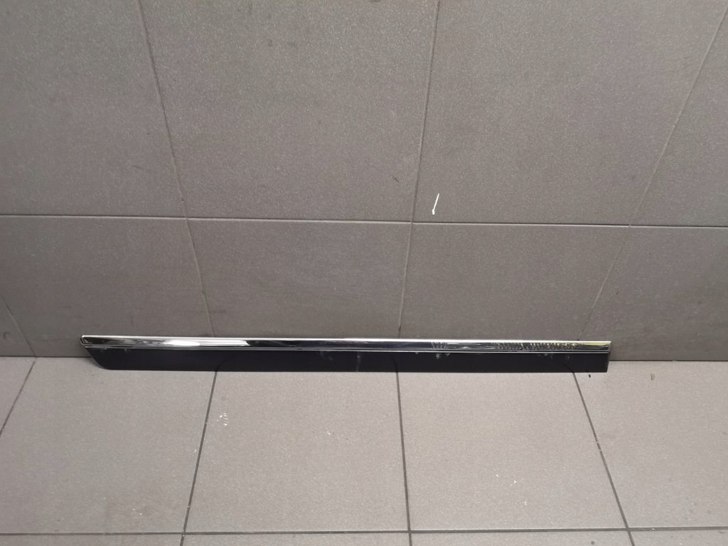 фото №1, Молдинг двері правий перед audi a8 d3 4e0853964b