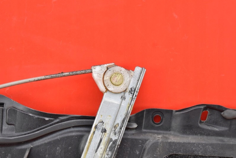 фото №7, Підйомник скло лівий перед eu bp4k5997x mazda 3 1 i bk 03-06