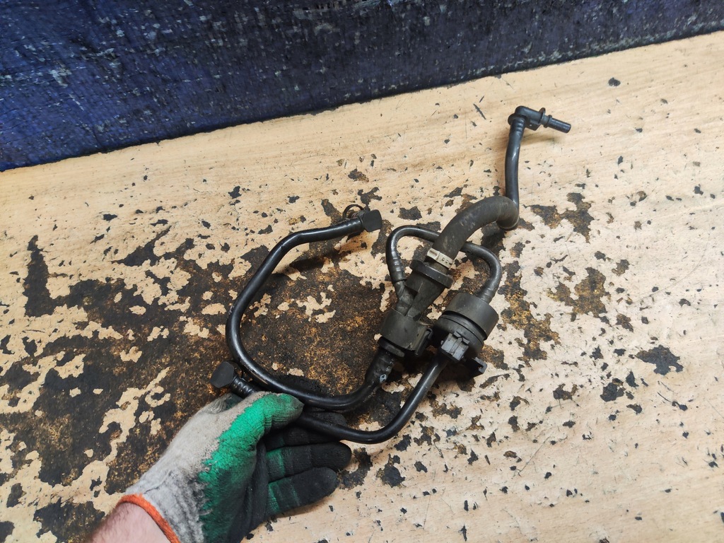 фото №1, Bmw 1 e87 1.6 шланг трубка усилитель тормозов