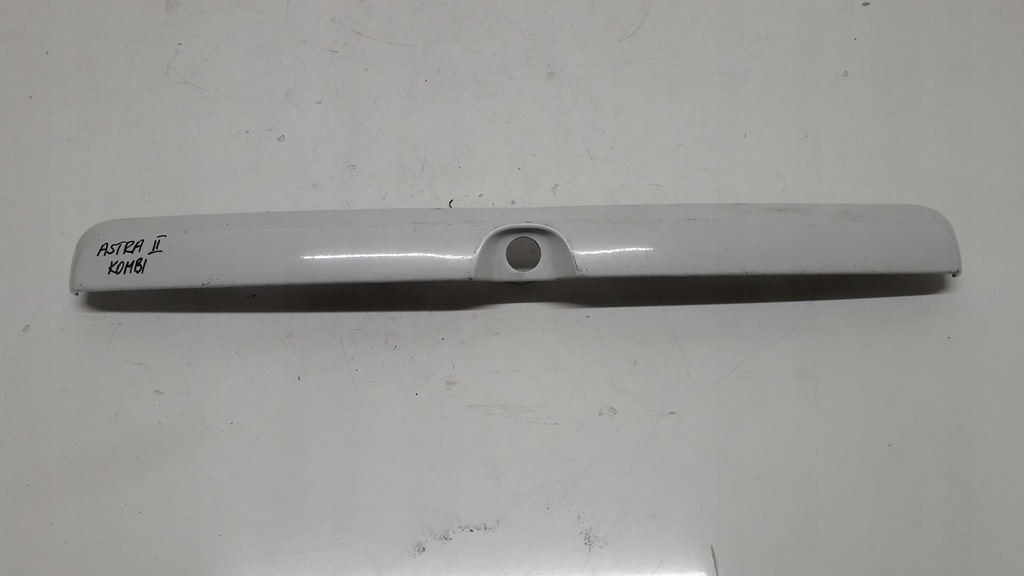 фото №9, Opel astra g ii kombi молдинг крышки задний