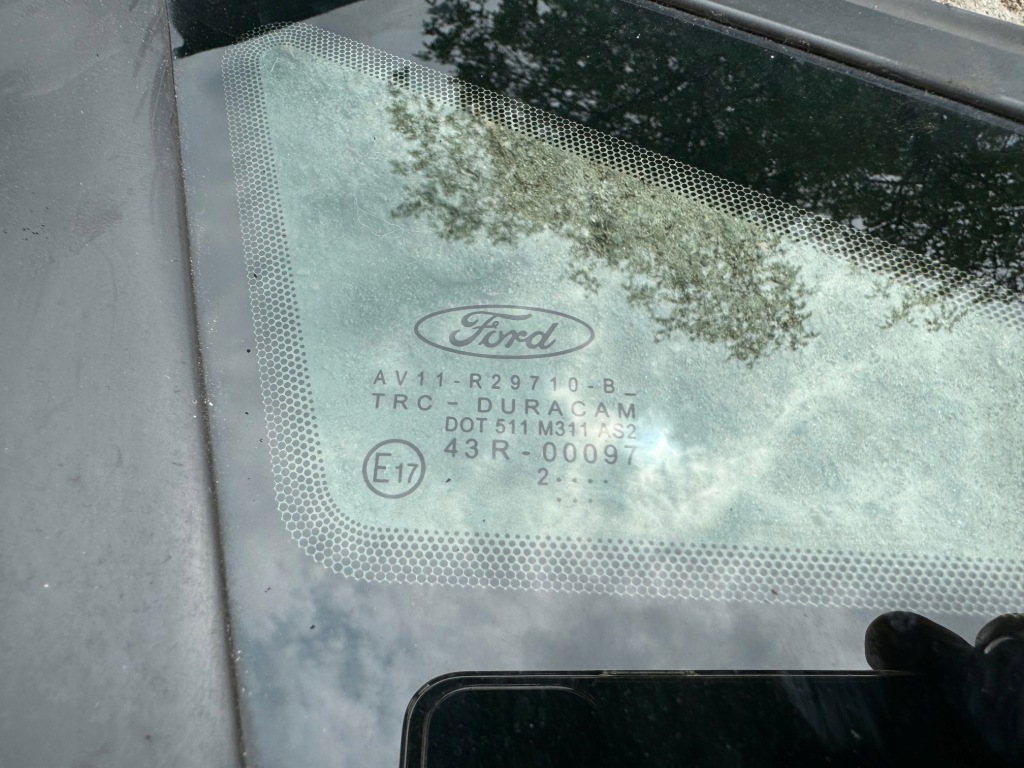 фото №4, B-max скло кузовна права хром