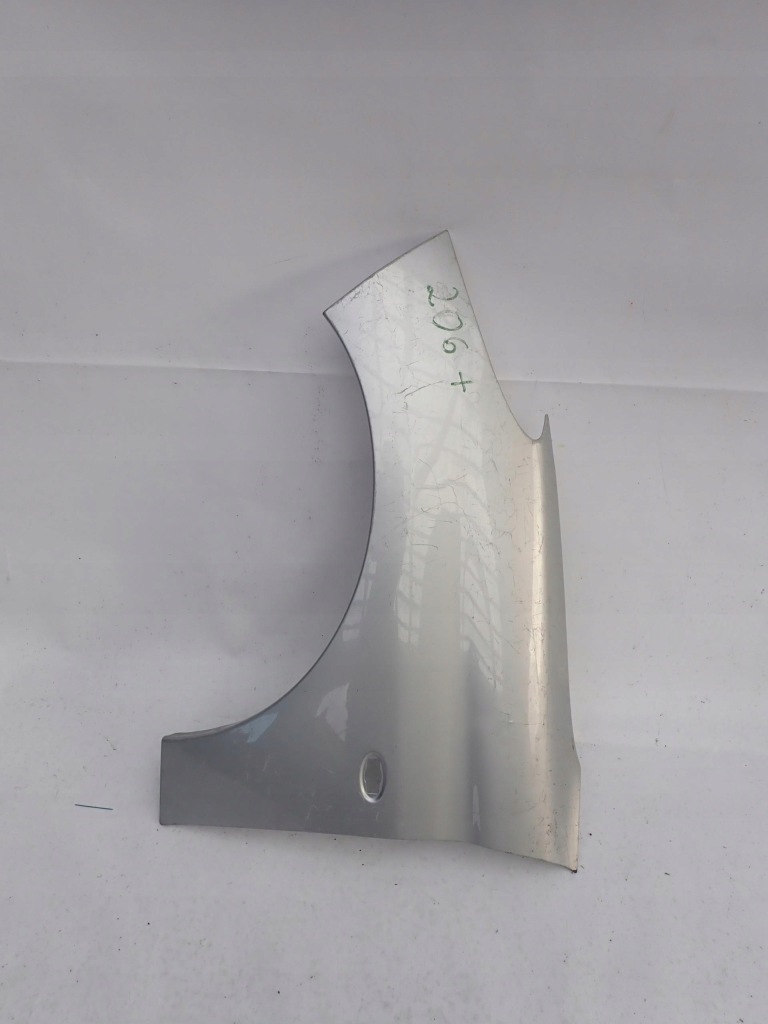 фото №1, Peugeot 206 + plus 10- крыло левый перед