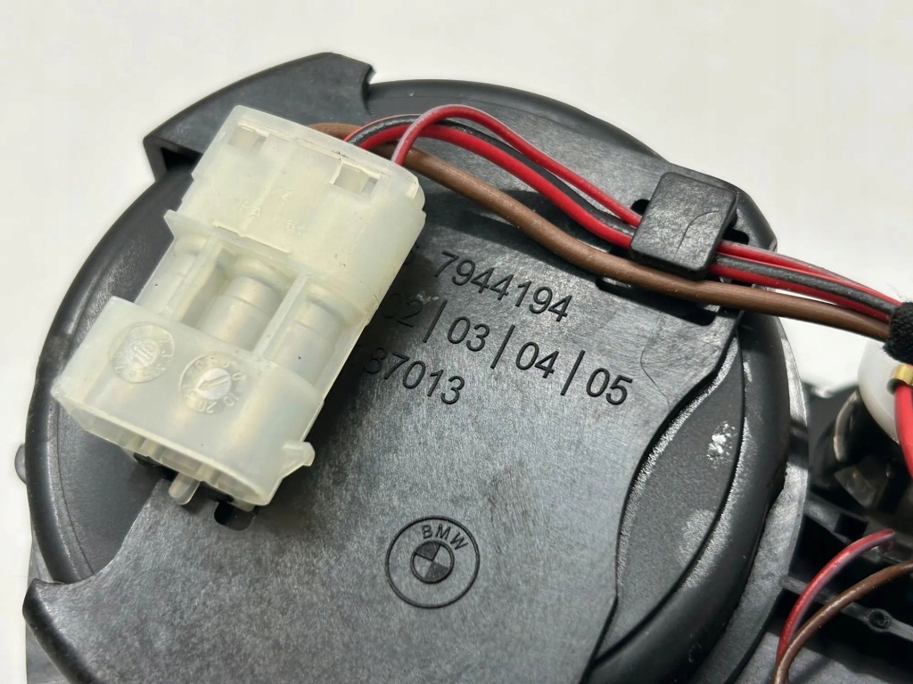 фото №6, Bmw 7 g11 g12 кронштейн na кружка w desce приборной панели 7944194 2020