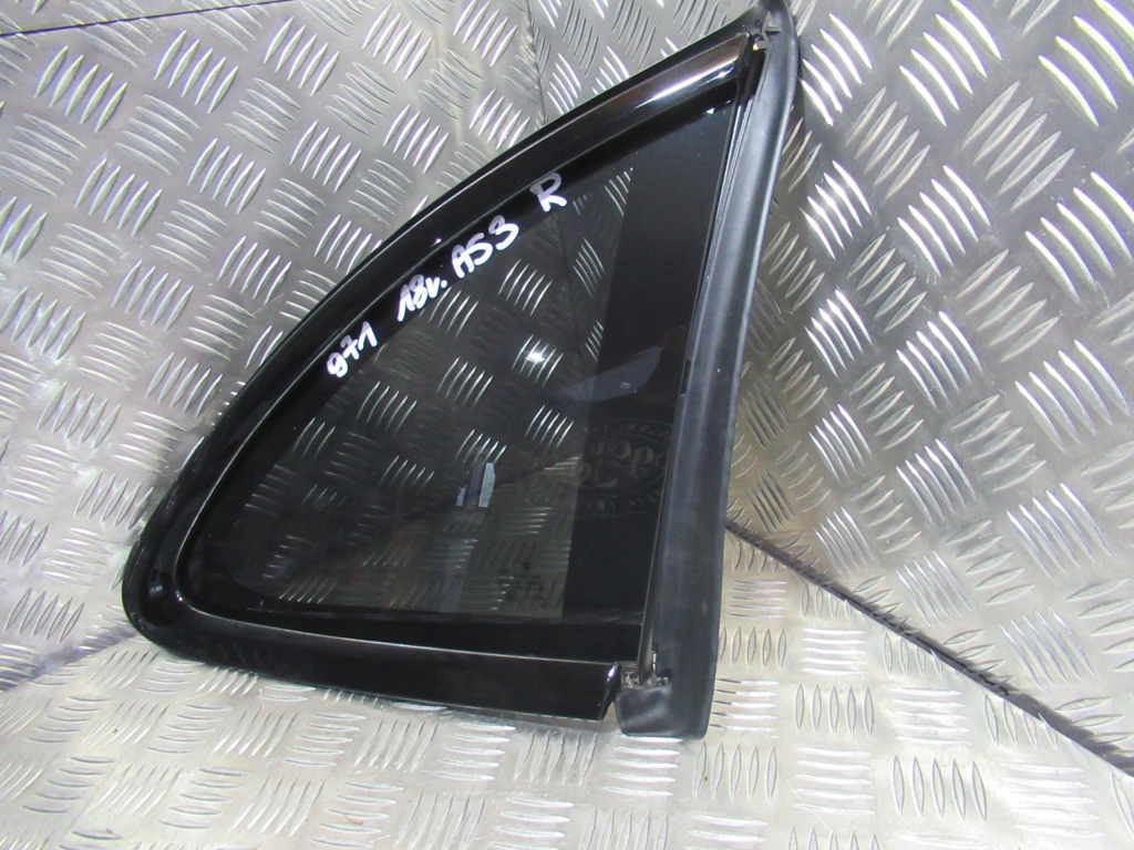 фото №1, Porsche panamera 971 стекло кузовная правая as3