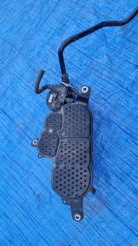 фото №1, Audi a5 s5 4.2 fsi 2008 фильтр угольный