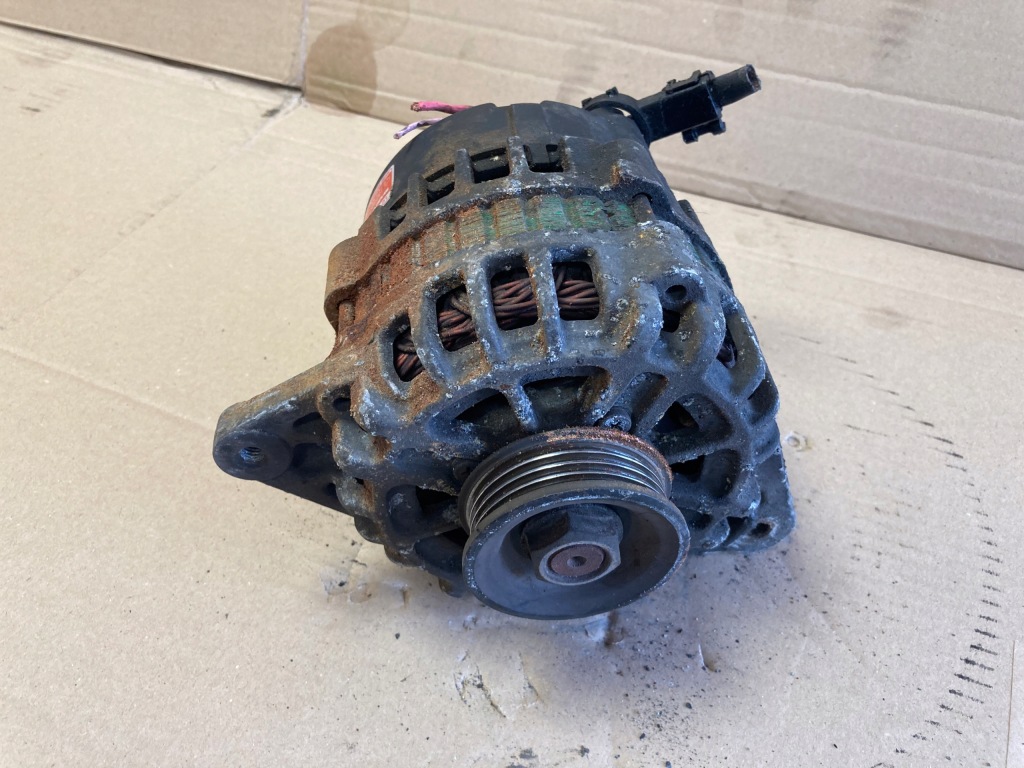 фото №1, Hyundai accent 2 ii 1.5 генератор ab180128 37300-22600 13.5v 80a