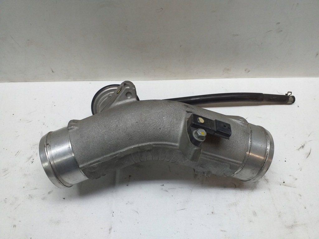 фото №3, Nissan gt-r клапан воздуха