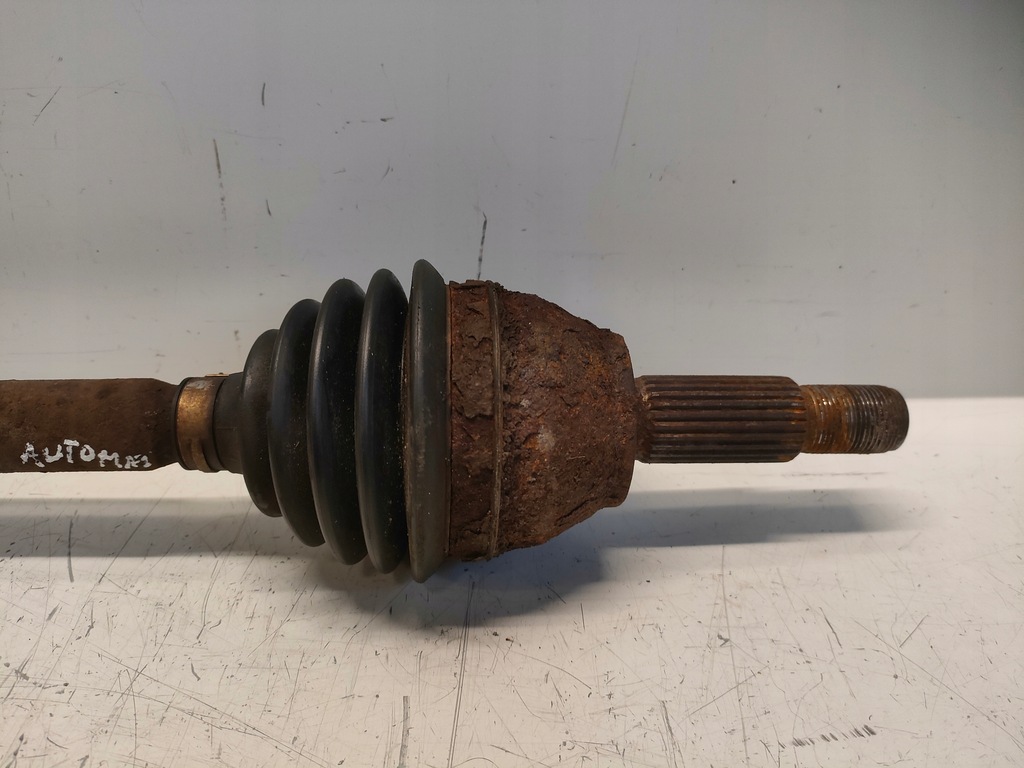 фото №4, Ford fiesta mk6 1,4 привідний вал короткий