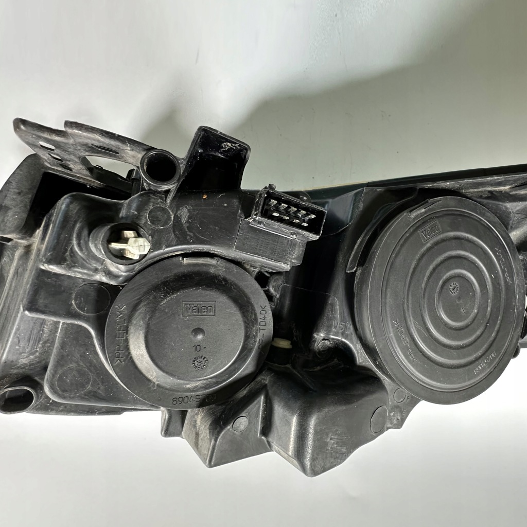 Лампа права перед peugeot 207 043243, 89901098 Київ