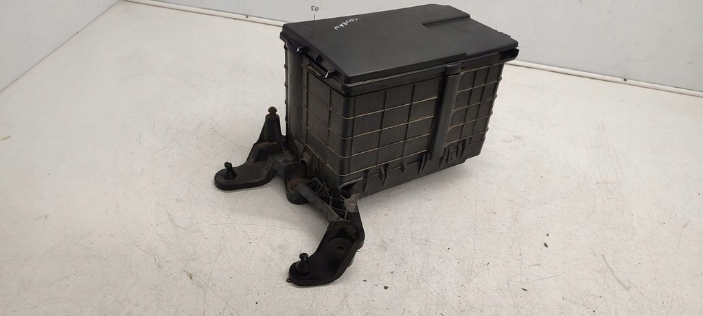 фото №8, Корпус основа акумулятор vw touran 1,9 tdi