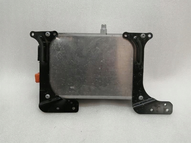 Купить Модуль управляющий зарядка аккумулятор porsche taycan 9j 5qe915684bg jednos