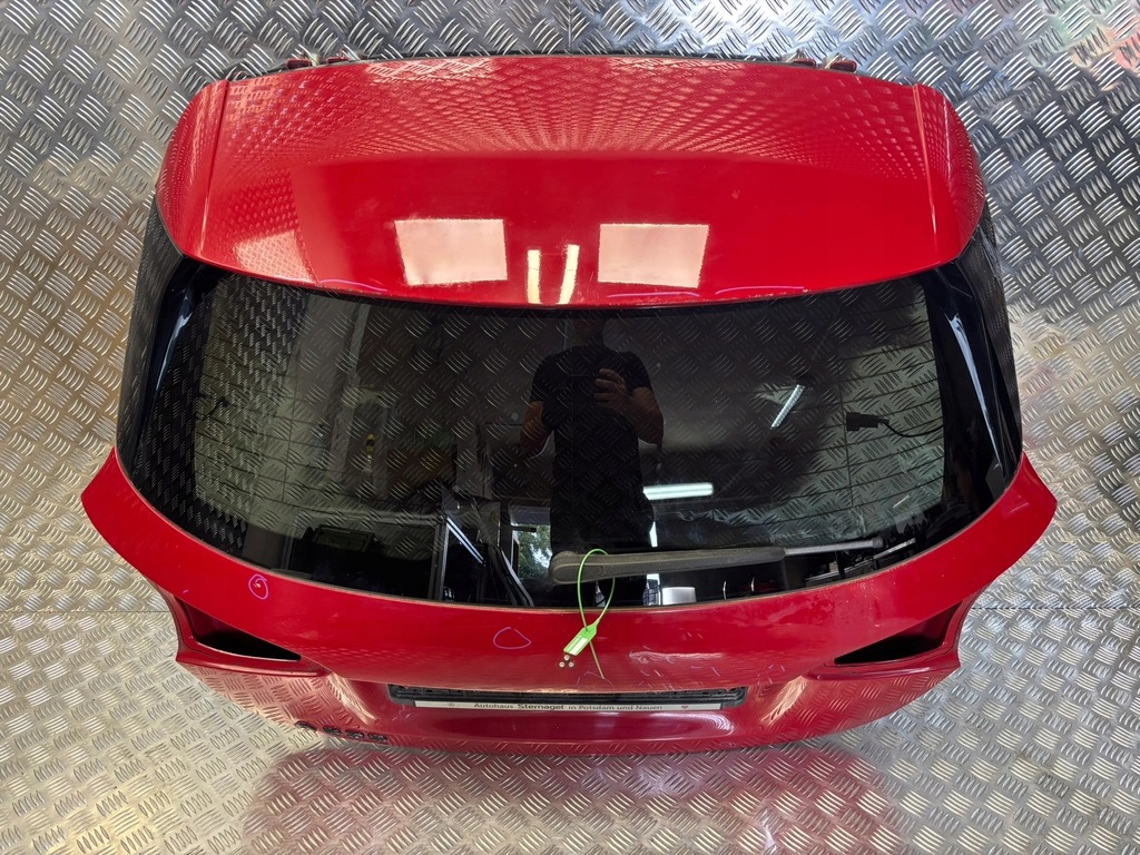 фото №1, Кришка багажника багажника комплектна mercedes a-klasa w177