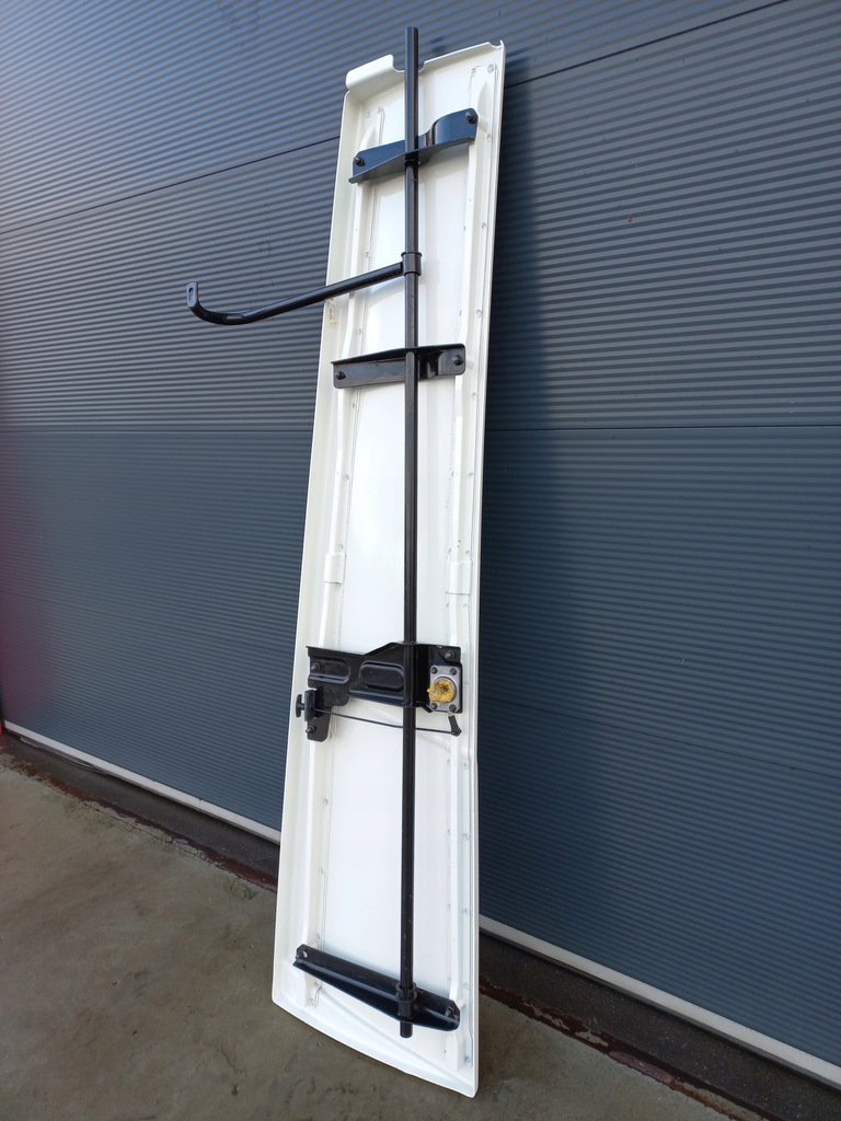 фото №8, Новый оригинальный спойлер закабинный спойлер + каркас ветровик volvo fh 4 fh 5