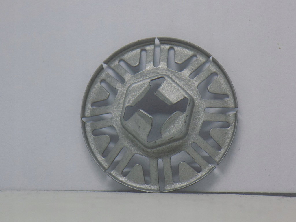 фото №3, Audi q7 2005-2015 пластины клипсы крепления монтаж