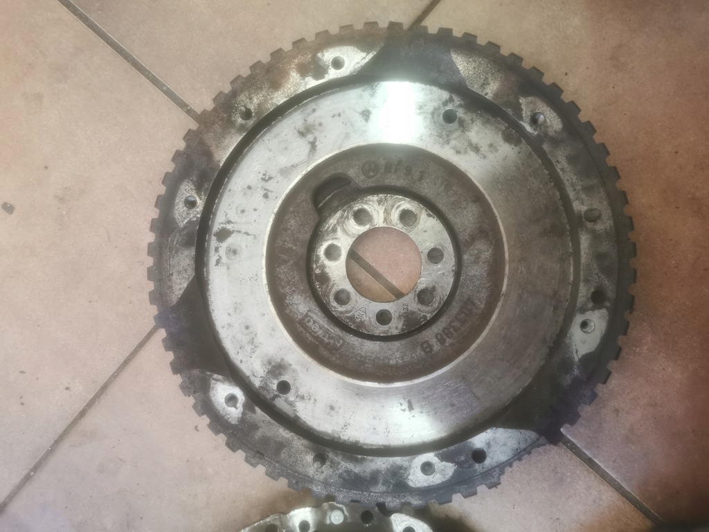 фото №5, Nissan note 1.5 dci сцепление жёсткий колесо прижим