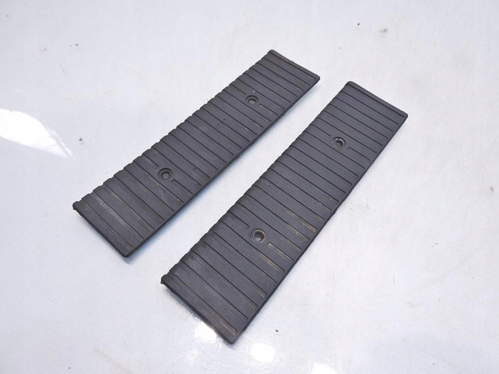 Молдинг накладка порог задняя jeep cherokee xj 8955003372 Недорого