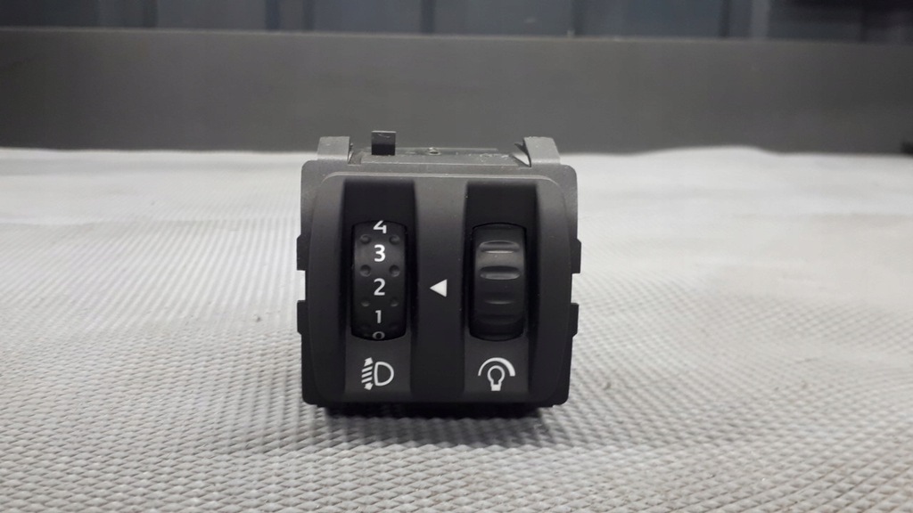 фото №1, 8200095495d регулировка света renault twingo ii