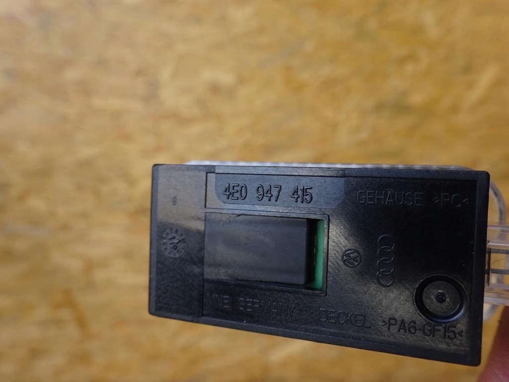 фото №7, Seat leon iii audi a1 82a gb a5 8t лампа освещение кабины led 4e0947415