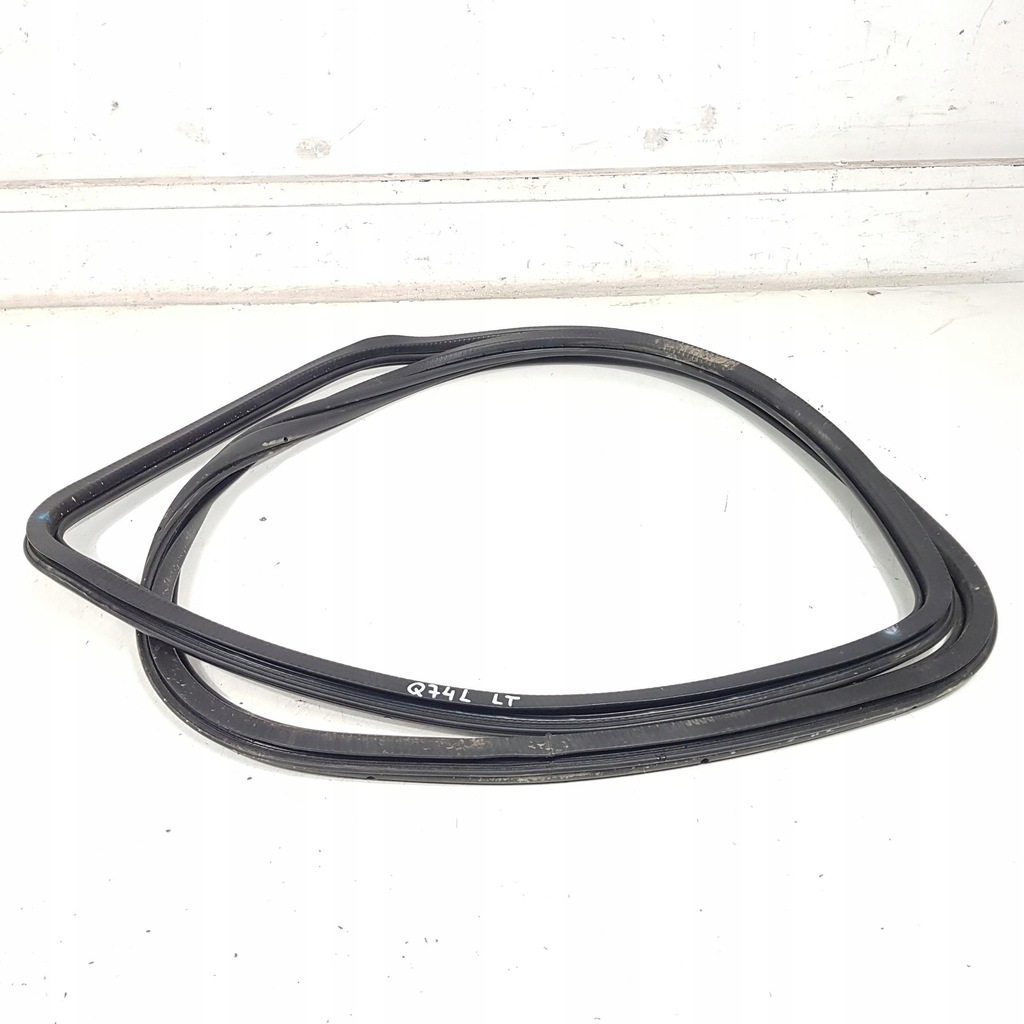 фото №1, Прокладка дверь левый задняя audi q7 4l