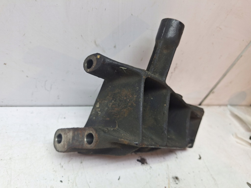 фото №6, Alfa romeo 147 00-04 кронштейн кронштейн кронштейн двигуна 1.9 jtd 192a5000