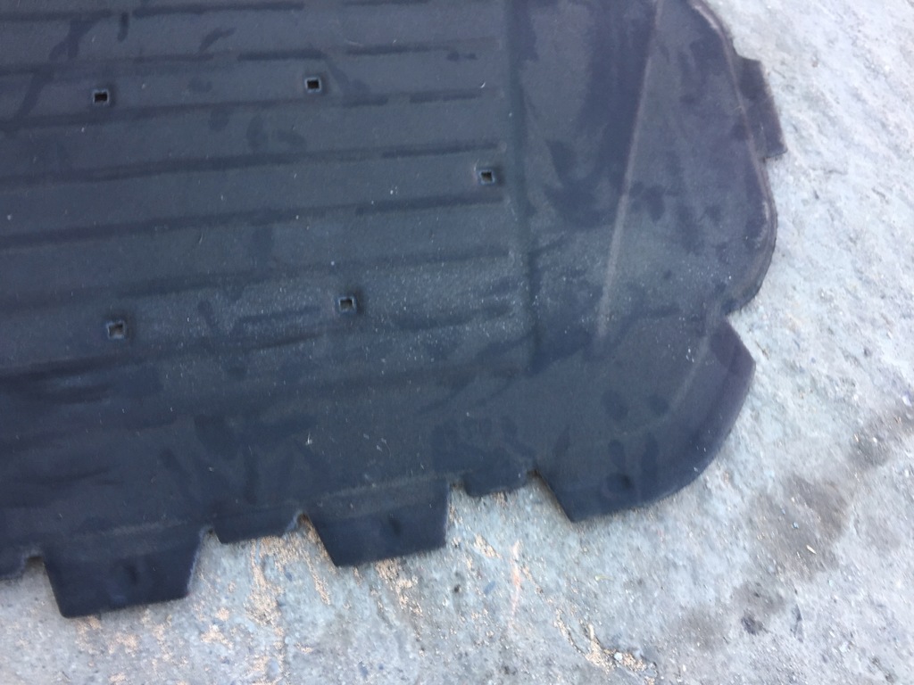 фото №6, Audi q7 4l шумоизоляция капот двигателя + клипсы