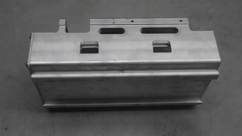 фото №7, Audi a8 d5 4n корпус аккумулятора аккумулятор 4n0915207f 4n0915441d