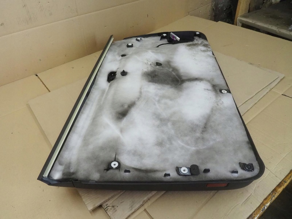 фото №15, Audi a3 8p 3d обшивка дверь правый передний europa