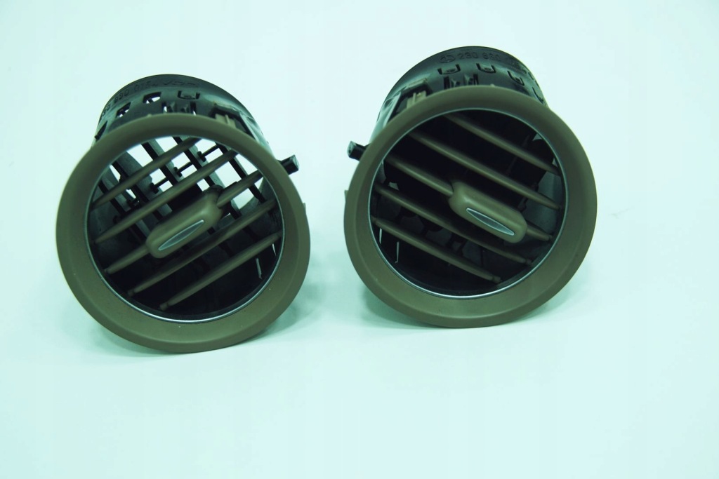 Решітка обдув середня l/p бежева комплект  mercedes sl r230 Доставка