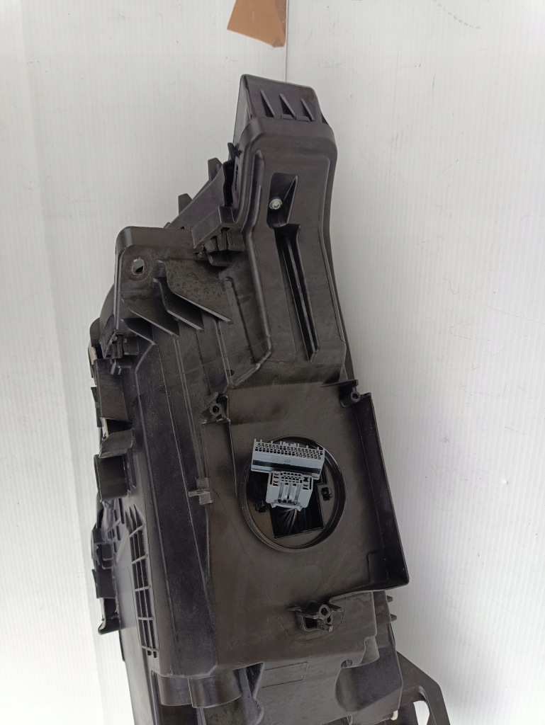 фото №8, Volvo xc60 ii лампа правий перед led mid 32338983