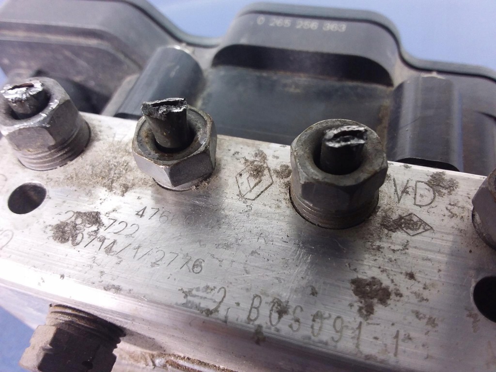 фото №7, Renault clio iv 1.2 tce насос abs 476601283r