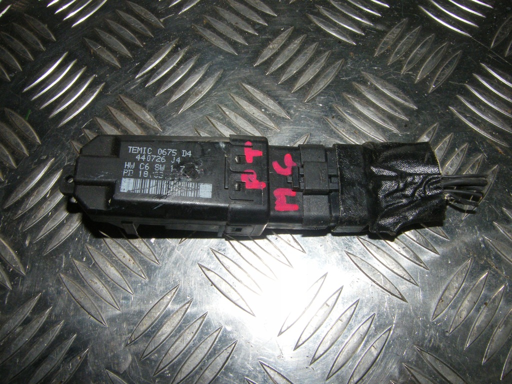 фото №1, Модуль штекер скло правий задня renault megane ii 440726