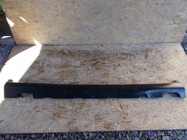 фото №1, Mercedes glc a2536980800 молдинг порог левая