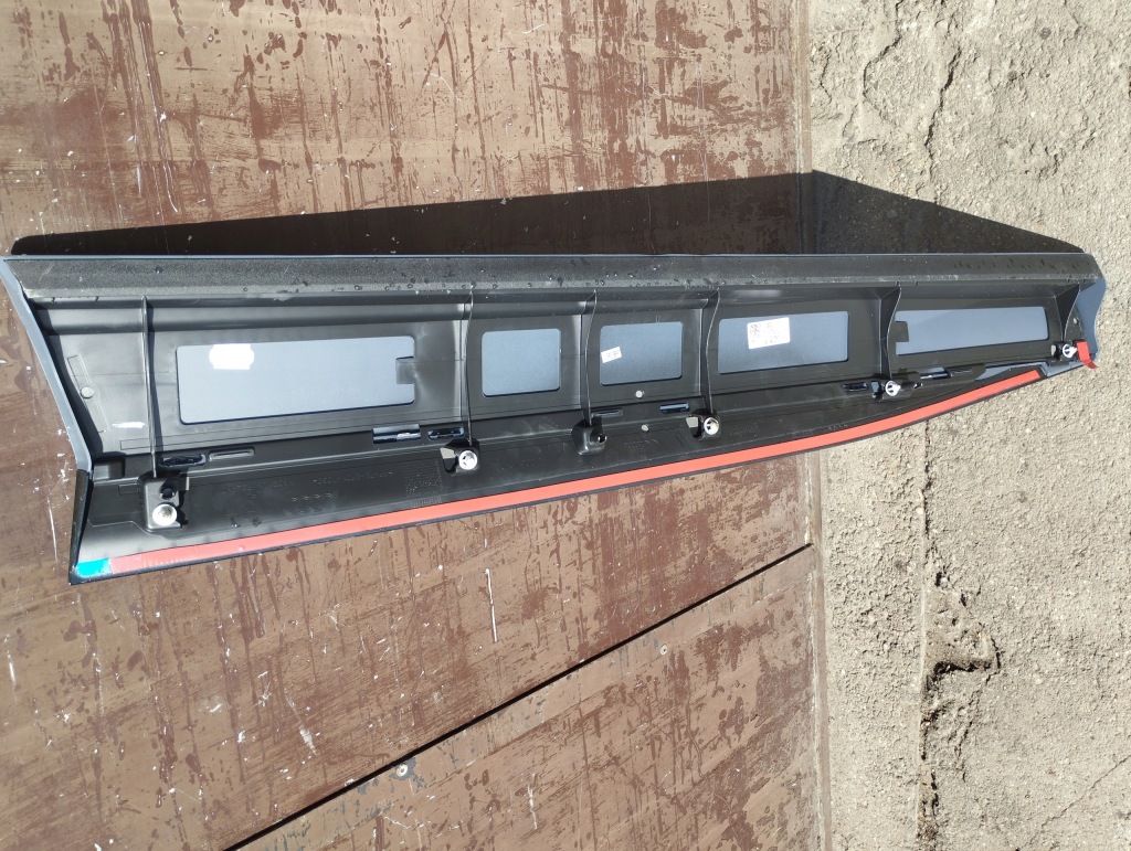 фото №5, Молдинг na дверь правый перед audi q4 89a 89a853960c nowa оригинальная