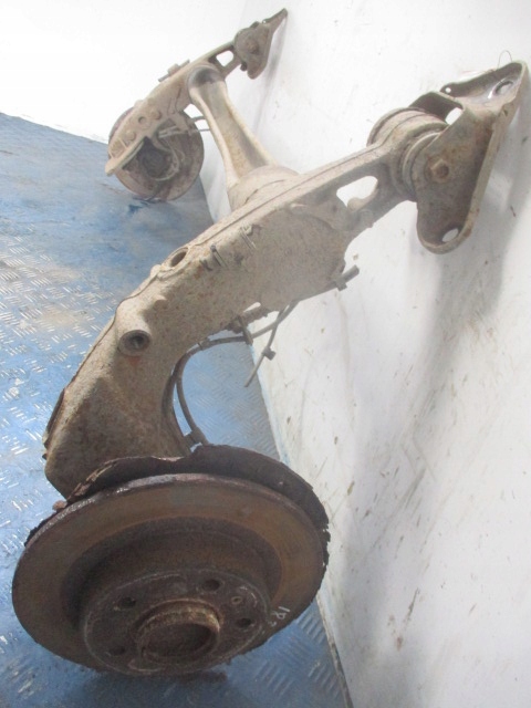 фото №3, Opel zafira a задняя балка oś задняя тормозные диски abs