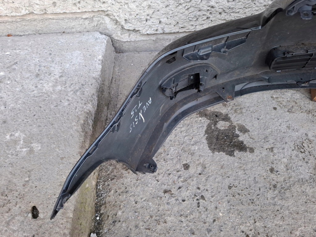 Купити Бампер передні  передній toyota avensis t25 рестайлінг  06/08r