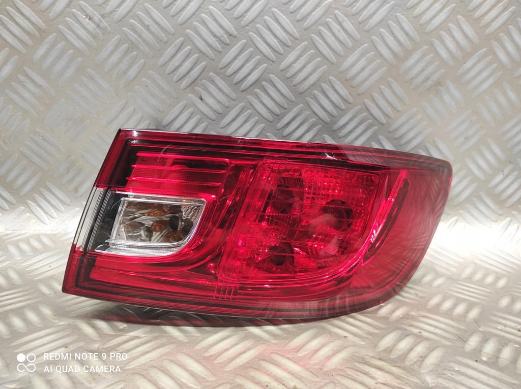 фото №2, Лампа правая задняя задняя renault clio iv хэтчбек