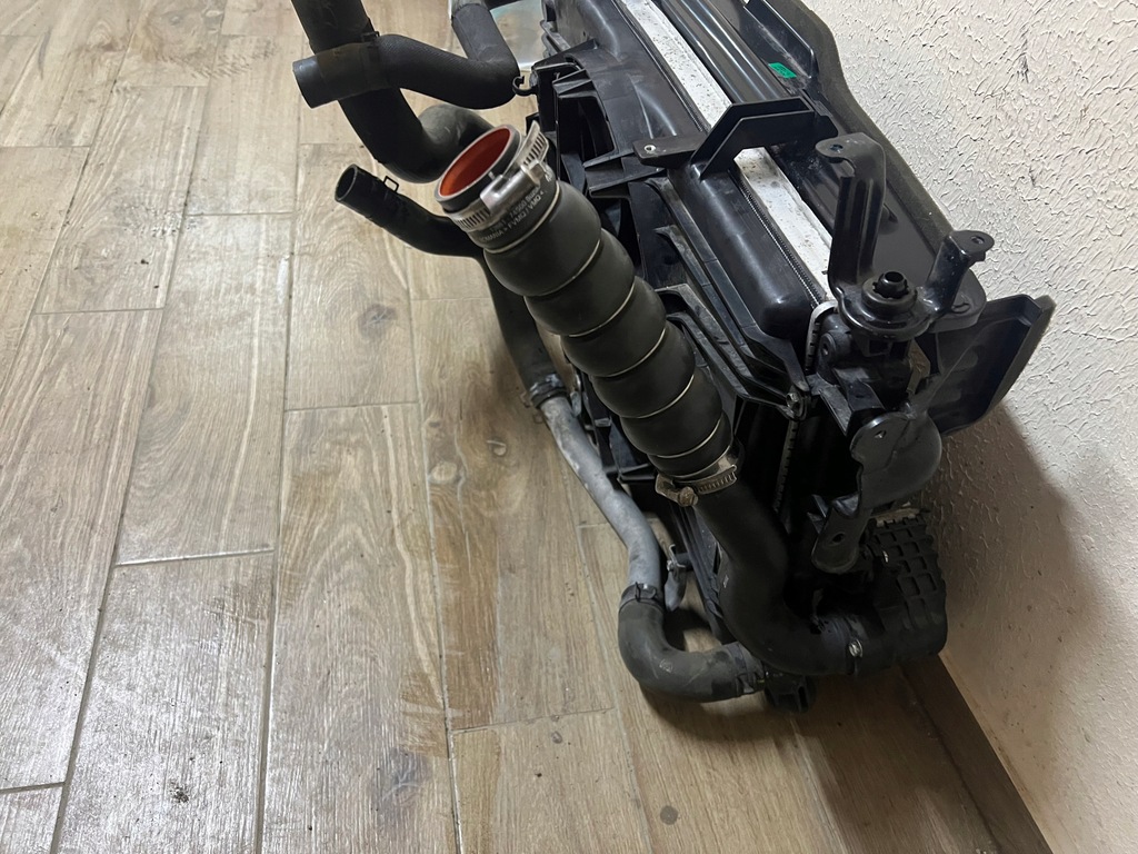 фото №10, Sx4 s-cross ii suzuki vitara lift booster jet 1.4 гибрид 20- радиатор pas