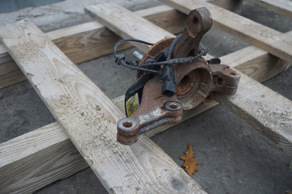 фото №5, Поворотный кулак ступица правый перед kia picanto iii