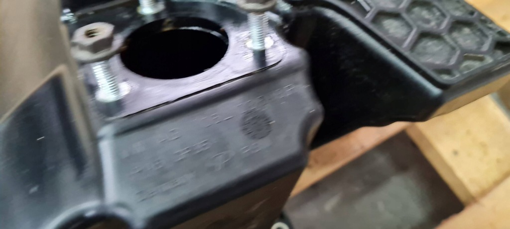 фото №10, A4 b9 8w lift поддон основание масла 2.0 tfsi 06l103598r a5 8w