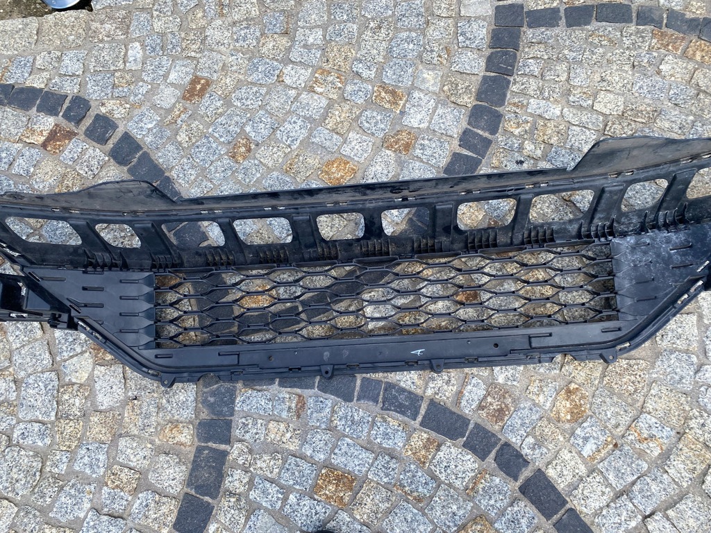 фото №11, Vw t-roc 2ga решётка средняя бампера перед 2ga805903d оригинал