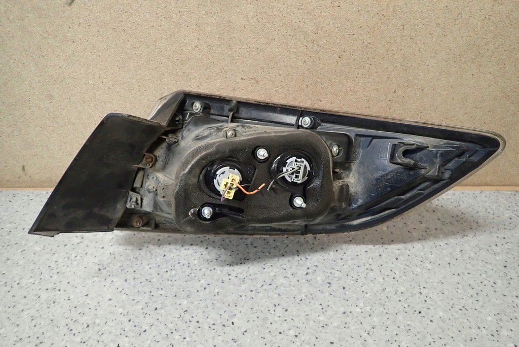 фото №6, Mazda 3 bl 5d 09-11 лампа задняя левая наружная