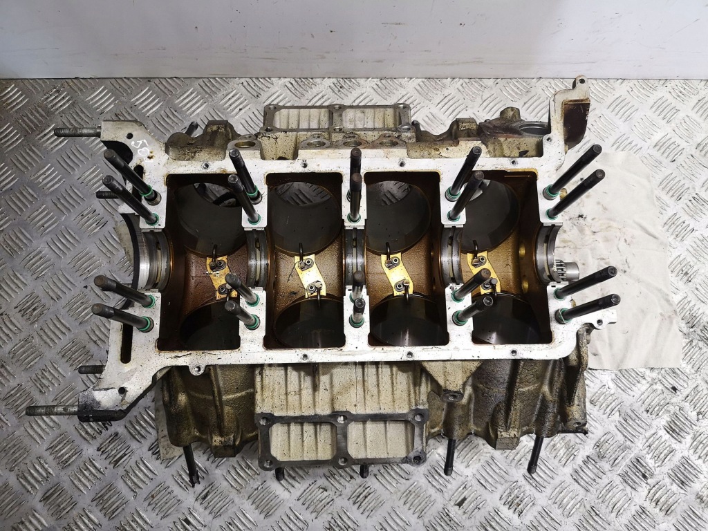 фото №1, Maserati quattroporte 2004 блок двигуна